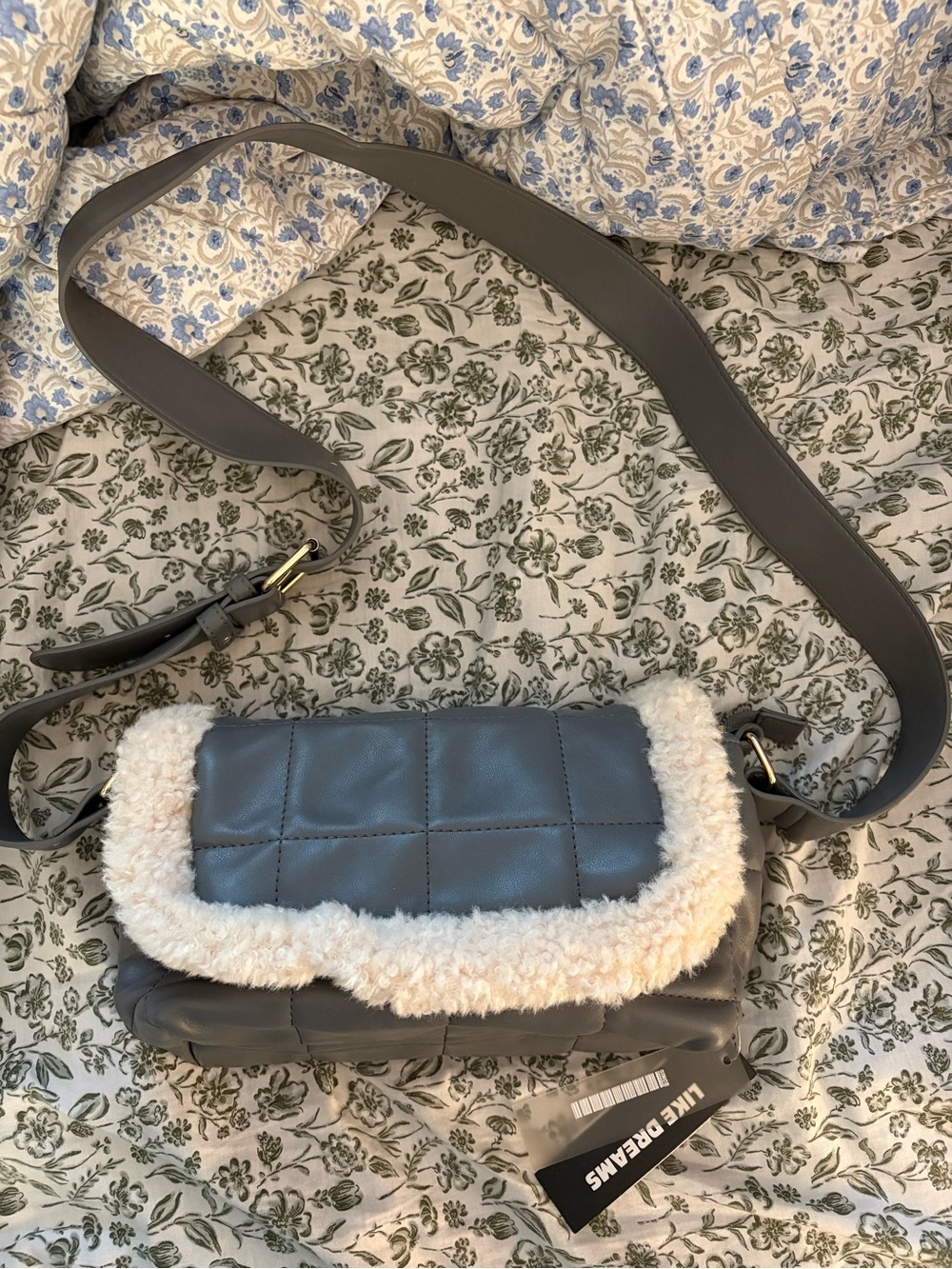 NEW LIKE DREAMS sherpa bag, gray in grey